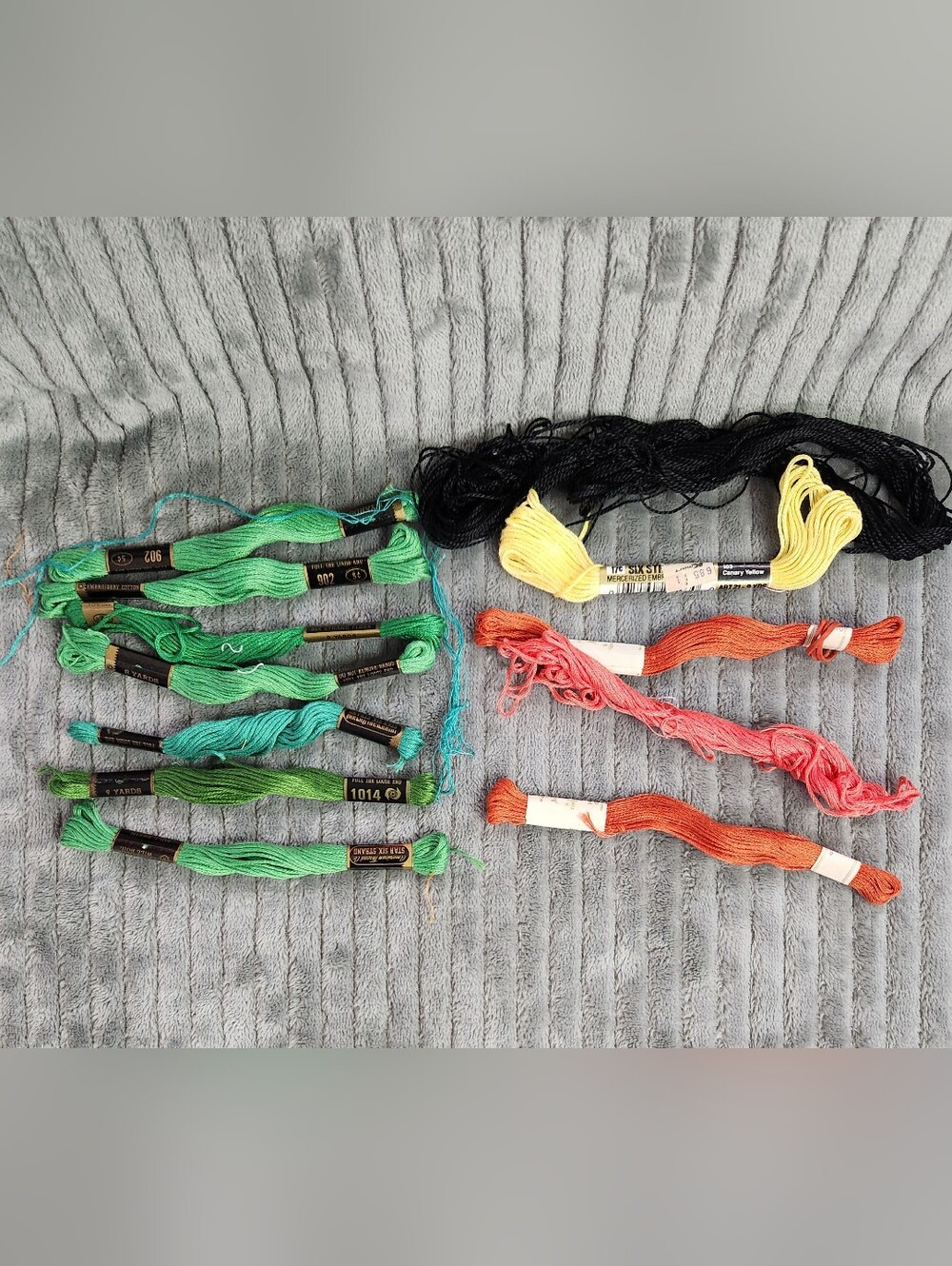 American Thread Co. and other brands vintage mix of embroidery floss skeins 12